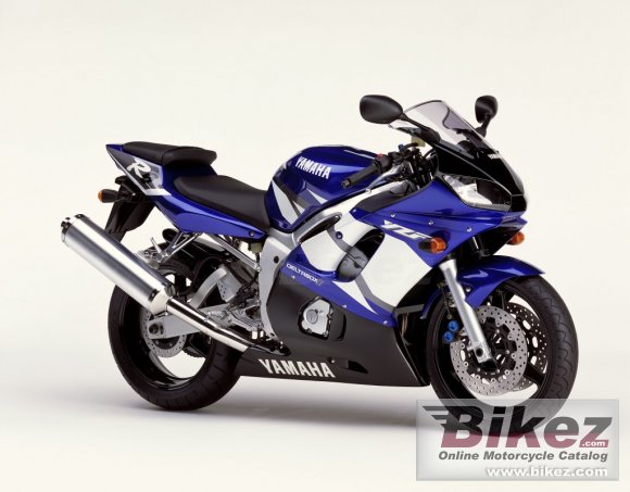 2002 Yamaha YZF-R6 photo